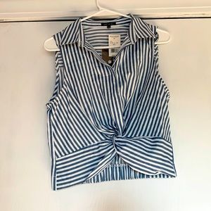 Discovery Top, never worn, tags still on.